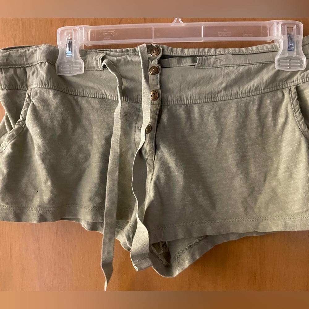 Ladies Roxy shorts